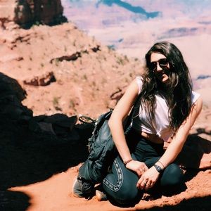 Meet your Posher, Ale